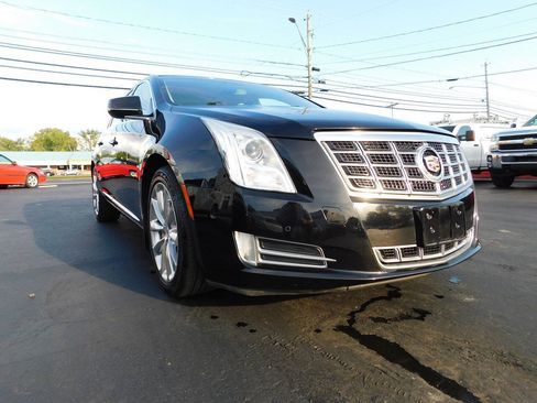 Used 2014 Cadillac XTS Luxury w/ Driver Awareness Package FWD image 3