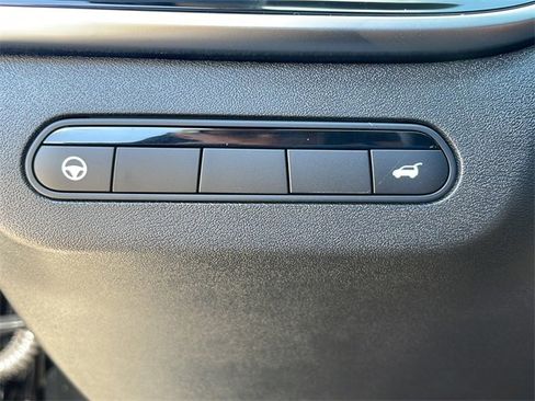 New 2026 INFINITI QX60 Luxe w/ Family Package image 25