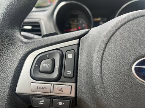 Used 2017 Subaru Outback 2.5i AWD/4WD image 13