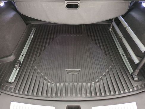 Certified 2024 Cadillac XT5 Premium Luxury w/ LPO, Floor Liner Package AWD/4WD image 24