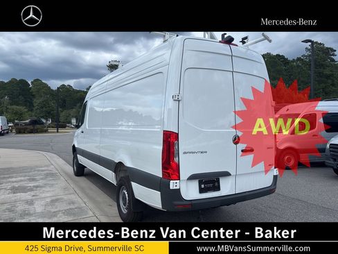 Used 2024 Mercedes-Benz Sprinter 2500 image 5