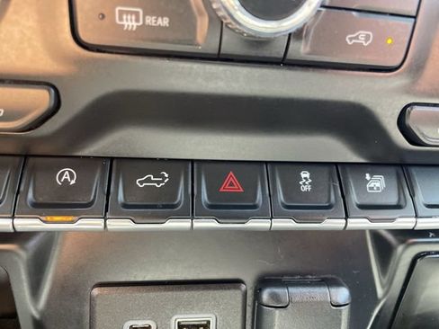 Used 2019 GMC Sierra 1500 SLE w/ SLE Value Package RWD image 34