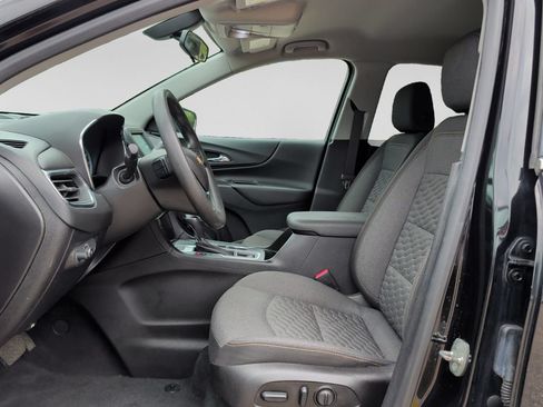 Used 2018 Chevrolet Equinox LT AWD/4WD image 16