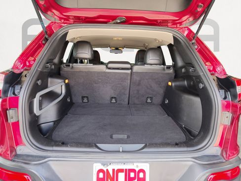 Used 2014 Jeep Cherokee Limited image 13