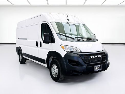 Used 2023 RAM ProMaster 3500 FWD image 3