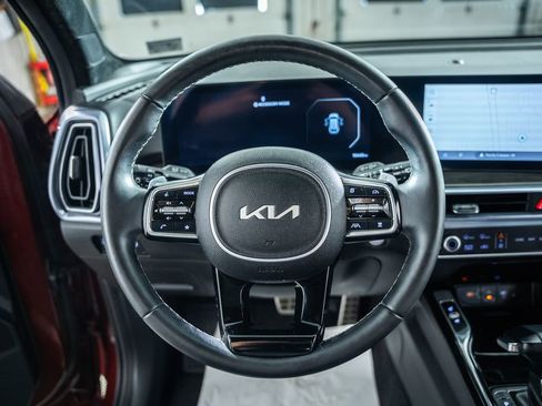 Used 2024 Kia Sorento SX Prestige image 32