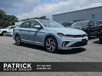 New 2025 Volkswagen Jetta SEL
