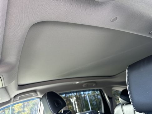 Used 2024 Acura MDX SH-AWD w/ Advance Package image 28