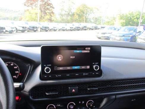 Certified 2024 Honda HR-V LX image 16