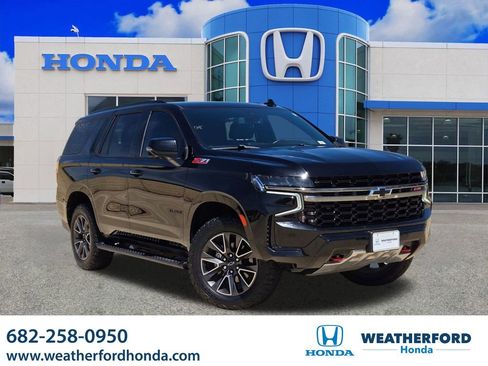Used 2022 Chevrolet Tahoe Z71 w/ Luxury Package AWD/4WD image 1