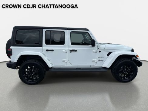 Used 2021 Jeep Wrangler Unlimited Sahara w/ Cold Weather Group AWD/4WD image 4
