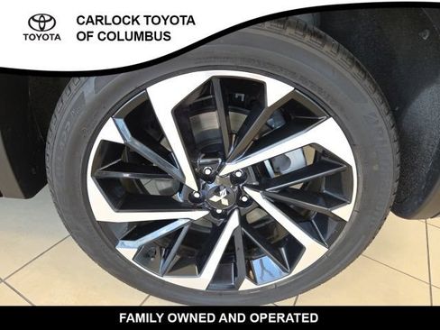 Used 2024 Mitsubishi Outlander SEL AWD/4WD image 11