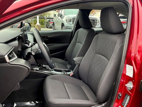 Used 2024 Toyota Corolla LE image 23