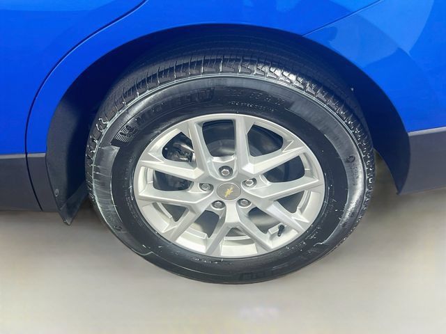 Used 2024 Chevrolet Equinox LS w/ Driver Confidence II Package FWD image 24