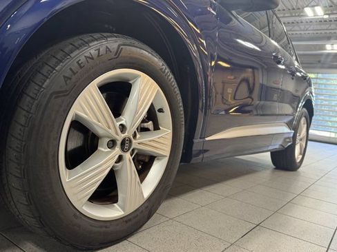 Certified 2023 Audi Q4 e-tron Prestige AWD/4WD image 10