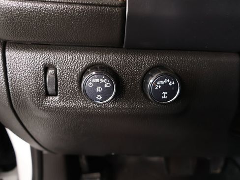 Used 2021 GMC Canyon AT4 w/ Driver Alert Package image 9