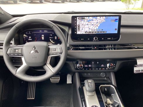 New 2026 Mitsubishi Outlander SEL AWD/4WD image 14