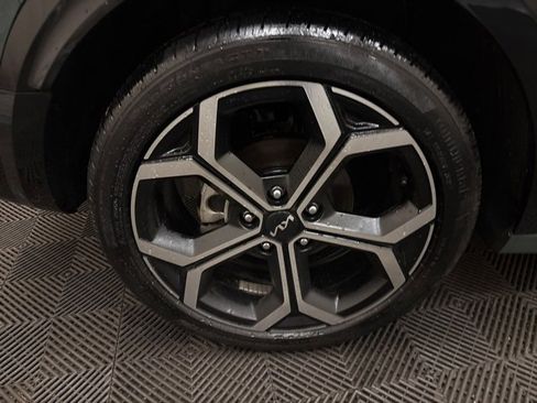 Certified 2023 Kia Niro EX Touring image 26