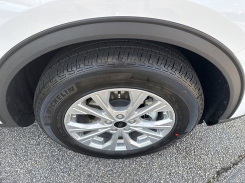 New 2026 Ford Escape Active image 14