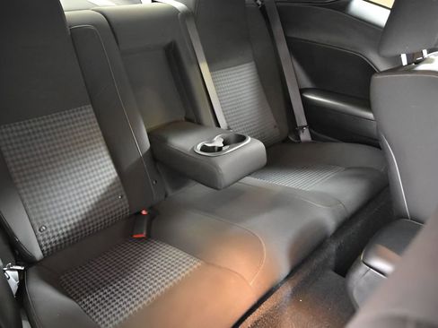 Used 2021 Dodge Challenger R/T Scat Pack RWD image 38