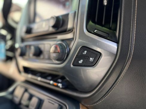 Used 2018 Chevrolet Silverado 1500 LTZ w/ LTZ Plus Package AWD/4WD image 42