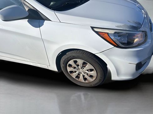 Used 2016 Hyundai Accent SE image 12