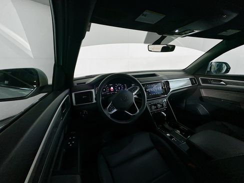 Used 2023 Volkswagen Atlas Cross Sport SE FWD image 18