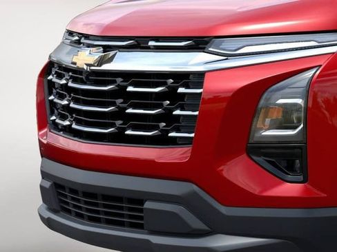New 2026 Chevrolet Equinox LT w/ Convenience Package II FWD image 13