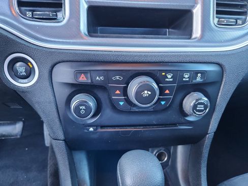 Used 2013 Dodge Charger SE image 12