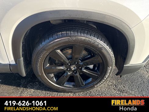 Used 2025 Honda Pilot Black Edition image 47