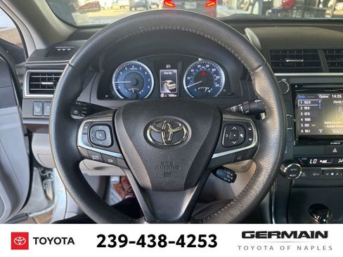 Used 2017 Toyota Camry XLE image 18