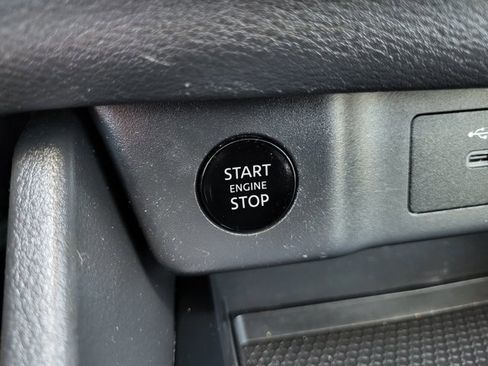 Certified 2024 Nissan Rogue SV w/ SV Premium Package AWD/4WD image 15