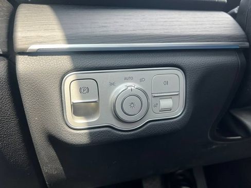 Certified 2024 Mercedes-Benz GLE 350 4MATIC image 23