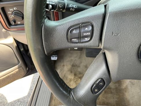 Used 2005 Cadillac Escalade AWD image 12