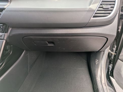 Used 2024 Kia Seltos EX AWD/4WD image 28