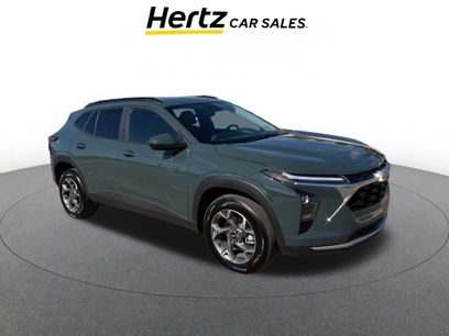 Used 2025 Chevrolet Trax LT