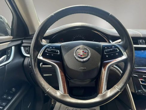 Used 2013 Cadillac XTS FWD image 18