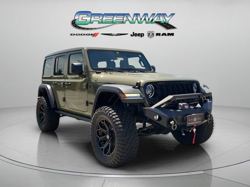 Used 2025 Jeep Wrangler Unlimited Sport AWD/4WD image 1