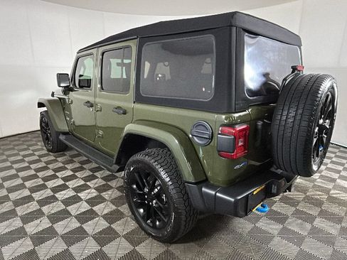 Used 2023 Jeep Wrangler Unlimited Sahara AWD/4WD image 5