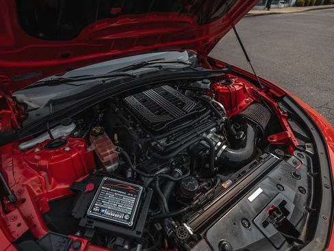 Used 2018 Chevrolet Camaro ZL1 RWD image 20