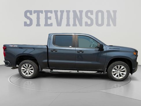 Used 2022 Chevrolet Silverado 1500 Custom AWD/4WD image 6