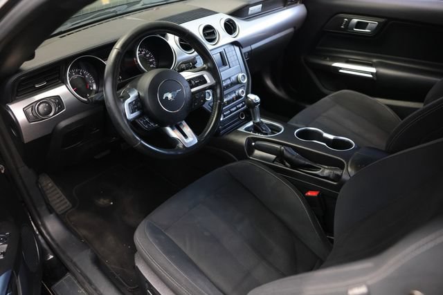 Used 2019 Ford Mustang GT RWD image 6
