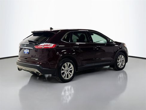 Used 2019 Ford Edge Titanium w/ Equipment Group 301A image 8