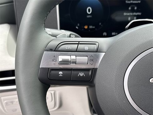 New 2026 Hyundai Tucson Limited image 18