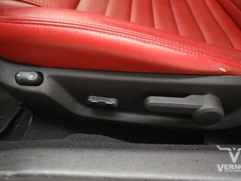 Used 2009 Ford Mustang GT RWD image 13