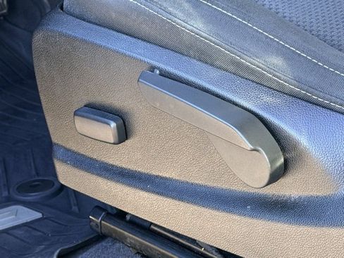 Used 2020 Chevrolet Colorado LT w/ LT Convenience Package image 7