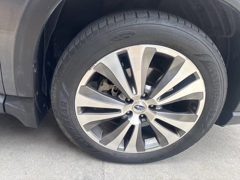 Used 2019 Subaru Ascent Touring w/ Popular Package #2A image 28