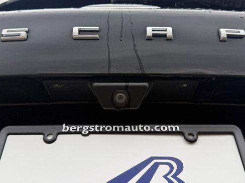 Used 2020 Ford Escape SE image 12