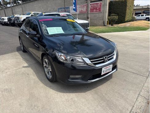 Used 2015 Honda Accord EX image 3