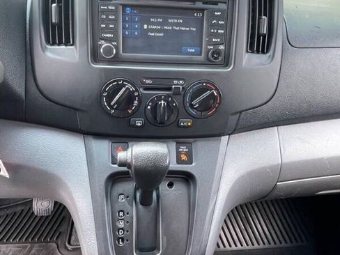 Used 2014 Nissan NV200 SV w/ Technology Package FWD image 5